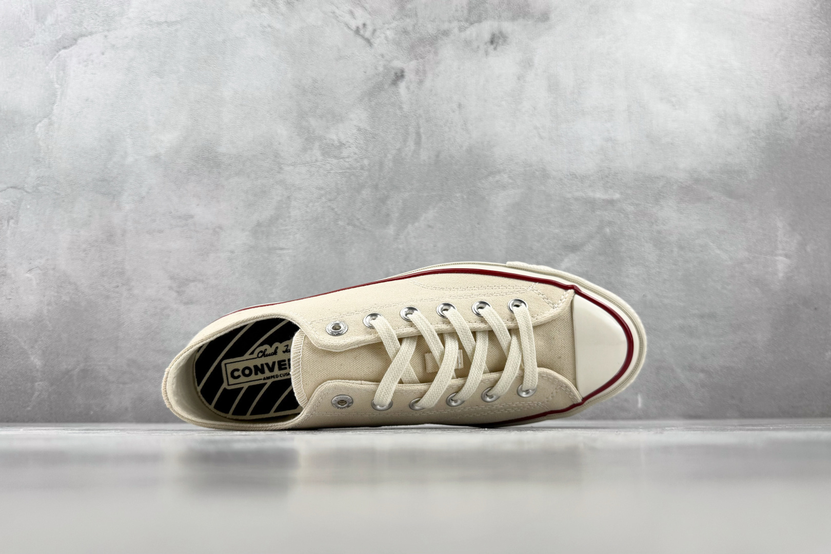 H版 Converse CHUCK 70 X 米白 • 重磅帆布:采用12盎司高密度棉帆布,不易变形,透气性好 • 全橡 H版 Converse CHUCK 70 X 米白 • 重磅帆布:采用12盎司高密度棉帆布,不易变形,透气性好 • 全橡