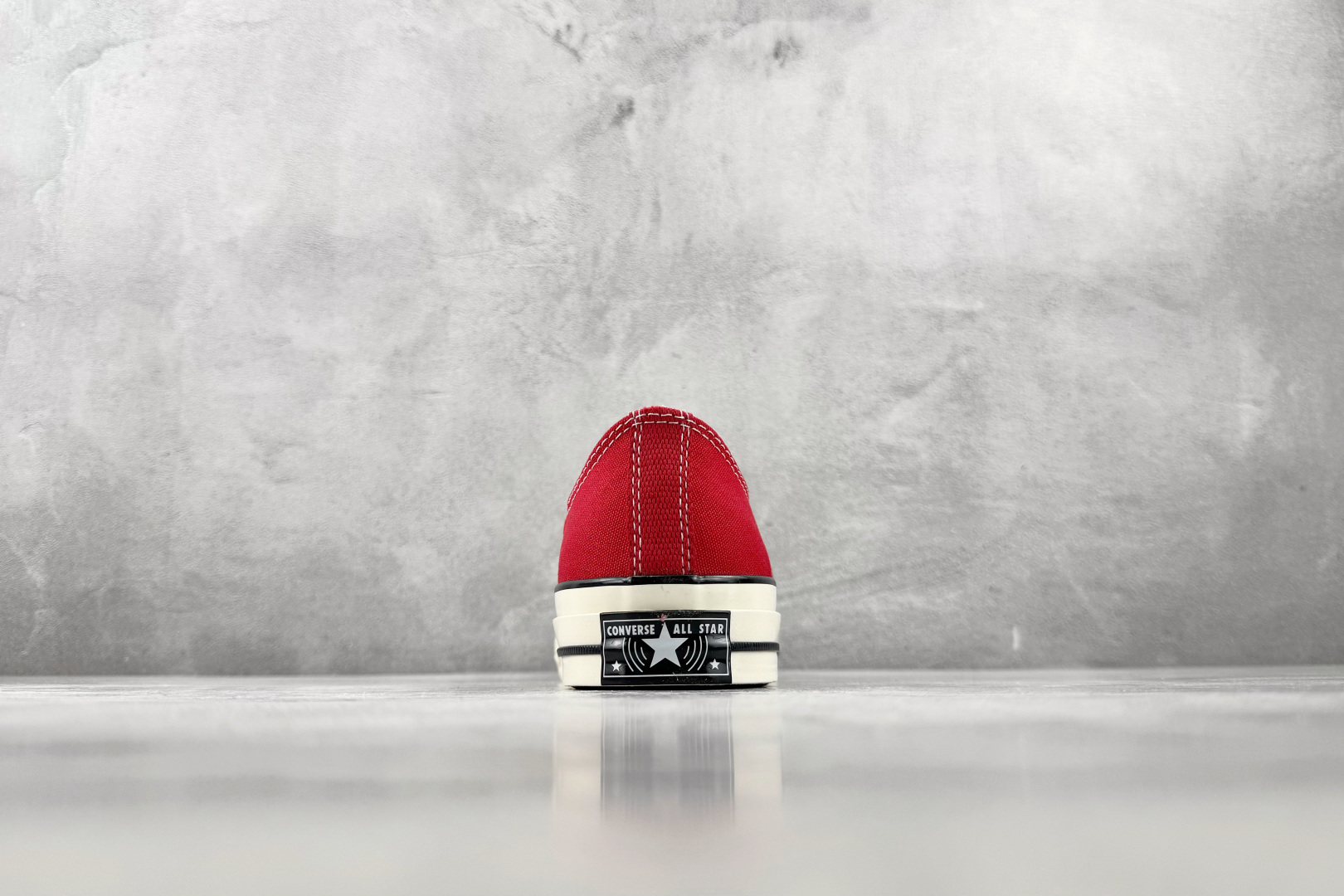 H版 Converse CHUCK 70 X 红色 • 重磅帆布:采用12盎司高密度棉帆布,不易变形,透气性好 • 全橡 H版 Converse CHUCK 70 X 红色 • 重磅帆布:采用12盎司高密度棉帆布,不易变形,透气性好 • 全橡