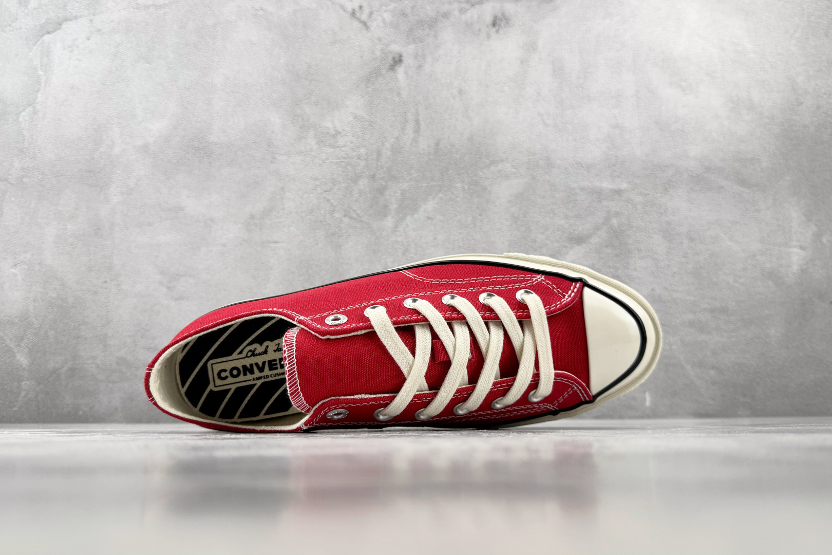H版 Converse CHUCK 70 X 红色 • 重磅帆布:采用12盎司高密度棉帆布,不易变形,透气性好 • 全橡 H版 Converse CHUCK 70 X 红色 • 重磅帆布:采用12盎司高密度棉帆布,不易变形,透气性好 • 全橡