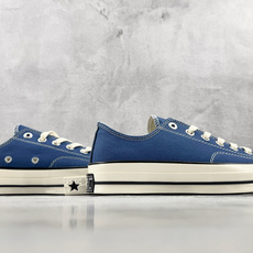 H版 Converse CHUCK 70 X 柔雾蓝色 • 重磅帆布:采用12盎司高密度棉帆布,不易变形,透气性好 • H版 Converse CHUCK 70 X 柔雾蓝色 • 重磅帆布:采用12盎司高密度棉帆布,不易变形,透气性好 •