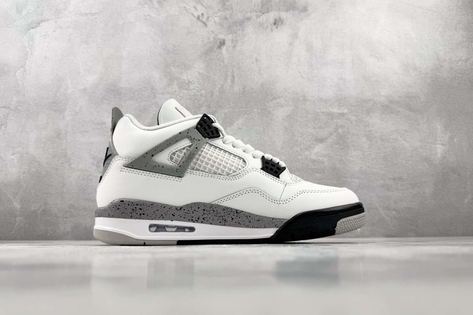 OV Jordan Air Jordan 4 Retro "White Cement" 白水泥 白灰 货号:FV5029 OV Jordan Air Jordan 4 Retro "White Cement" 白水泥 白灰 货号:FV5029