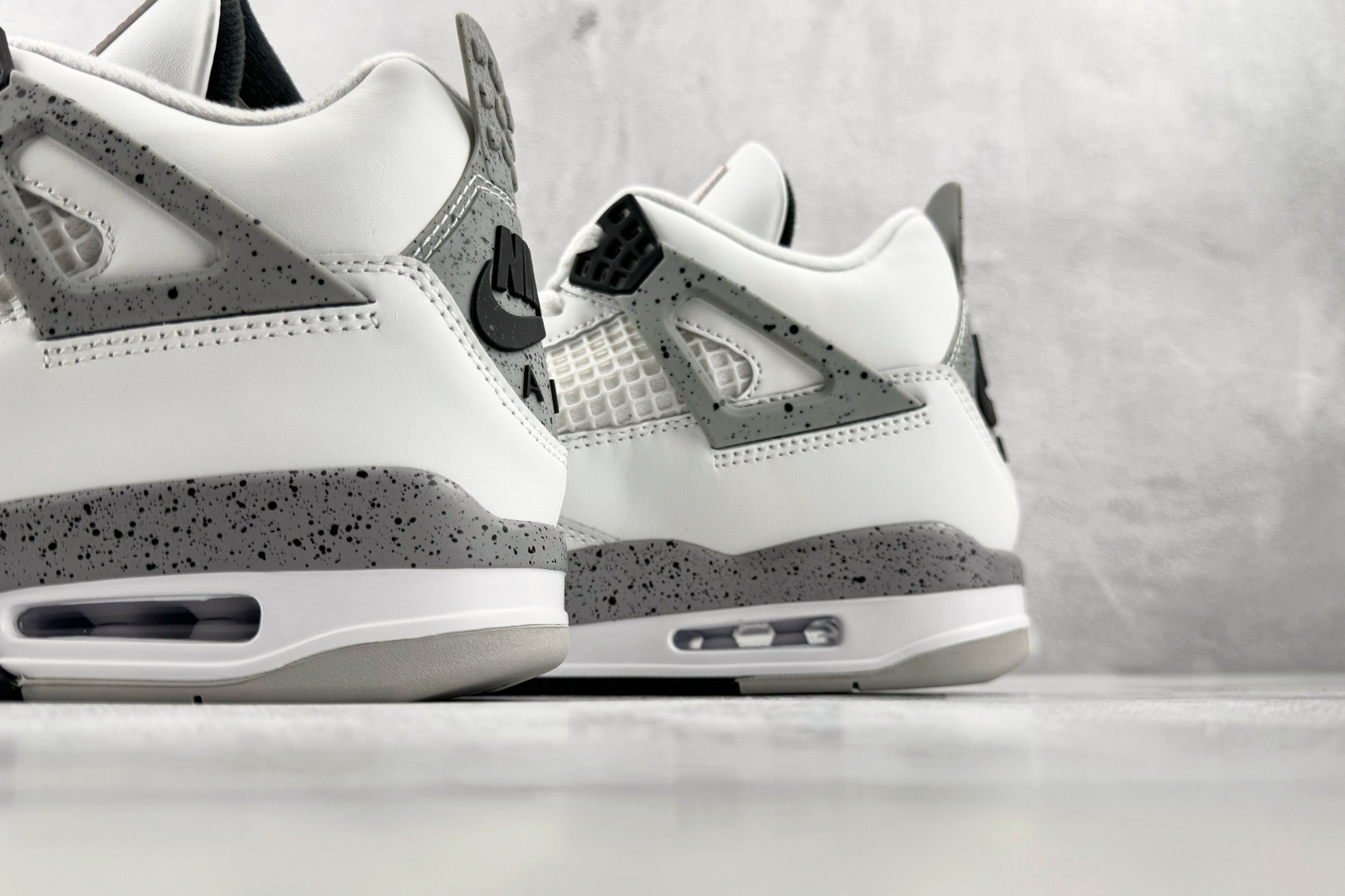 OV Jordan Air Jordan 4 Retro "White Cement" 白水泥 白灰 货号:FV5029 OV Jordan Air Jordan 4 Retro "White Cement" 白水泥 白灰 货号:FV5029