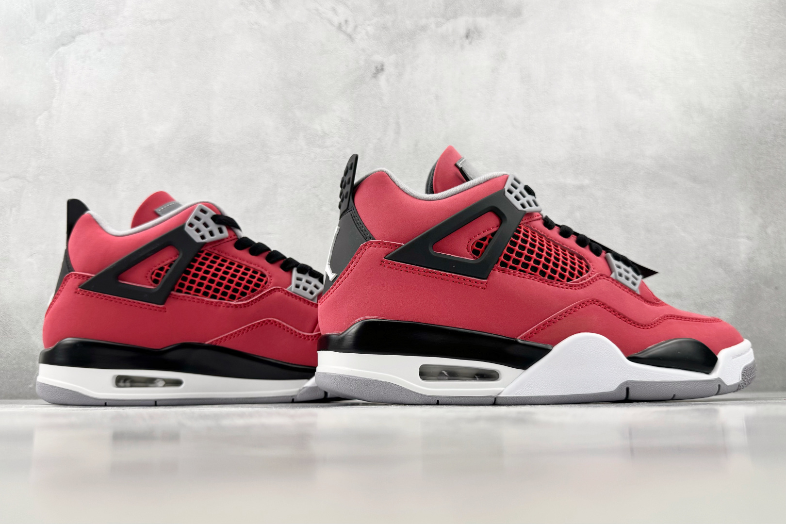 OV Jordan Air Jordan 4 Retro "Toro Bravo" 红色 货号:FQ8138-600 尺 OV Jordan Air Jordan 4 Retro "Toro Bravo" 红色 货号:FQ8138-600 尺