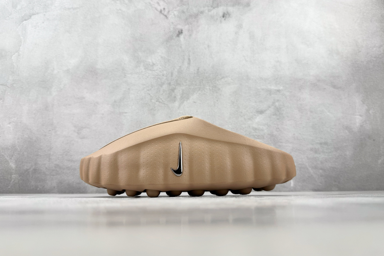 PK Nike Mind 001 裸粉 货号:HQ4307 200 尺码:36 36.5 37 38.5 39 40 4 PK Nike Mind 001 裸粉 货号:HQ4307 200 尺码:36 36.5 37 38.5 39 40 4