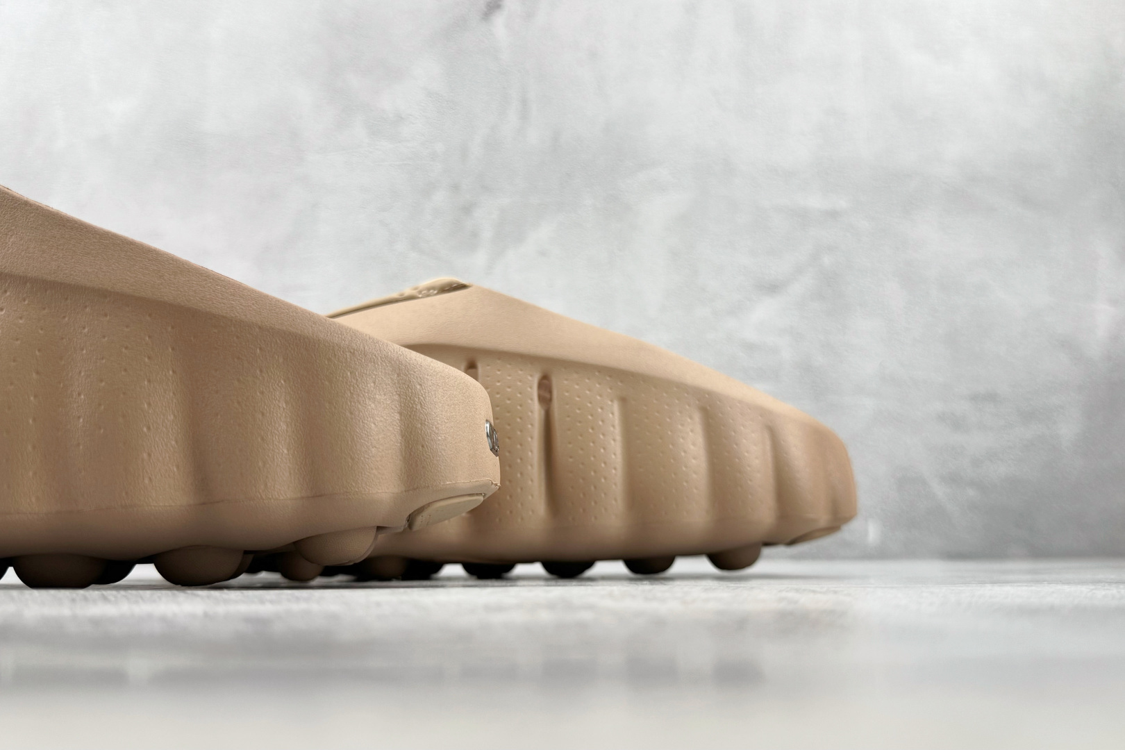 PK Nike Mind 001 裸粉 货号:HQ4307 200 尺码:36 36.5 37 38.5 39 40 4 PK Nike Mind 001 裸粉 货号:HQ4307 200 尺码:36 36.5 37 38.5 39 40 4
