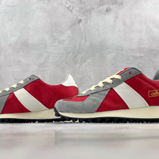 R 版出口订单 adidas originals BW RUN 红色 货号:KH6074 尺码:35.5 36 36.5 R 版出口订单 adidas originals BW RUN 红色 货号:KH6074 尺码:35.5 36 36.5