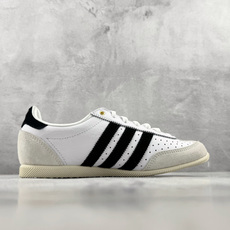 GOD 头层 adidas originals JAPAN 白黑 货号:IH5489 尺码:36 36.5 37 37. GOD 头层 adidas originals JAPAN 白黑 货号:IH5489 尺码:36 36.5 37 37.
