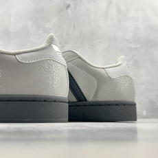 XP/H11 平台专供 adidas originals Superstar 2 浅灰 货号: IH1629 尺码:35 XP/H11 平台专供 adidas originals Superstar 2 浅灰 货号: IH1629 尺码:35