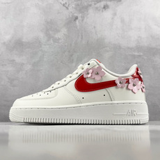 3A Nike Air Force 1 '07 白色 货号:IR8637-101 尺码:36 36.5 37 38.5 3A Nike Air Force 1 '07 白色 货号:IR8637-101 尺码:36 36.5 37 38.5