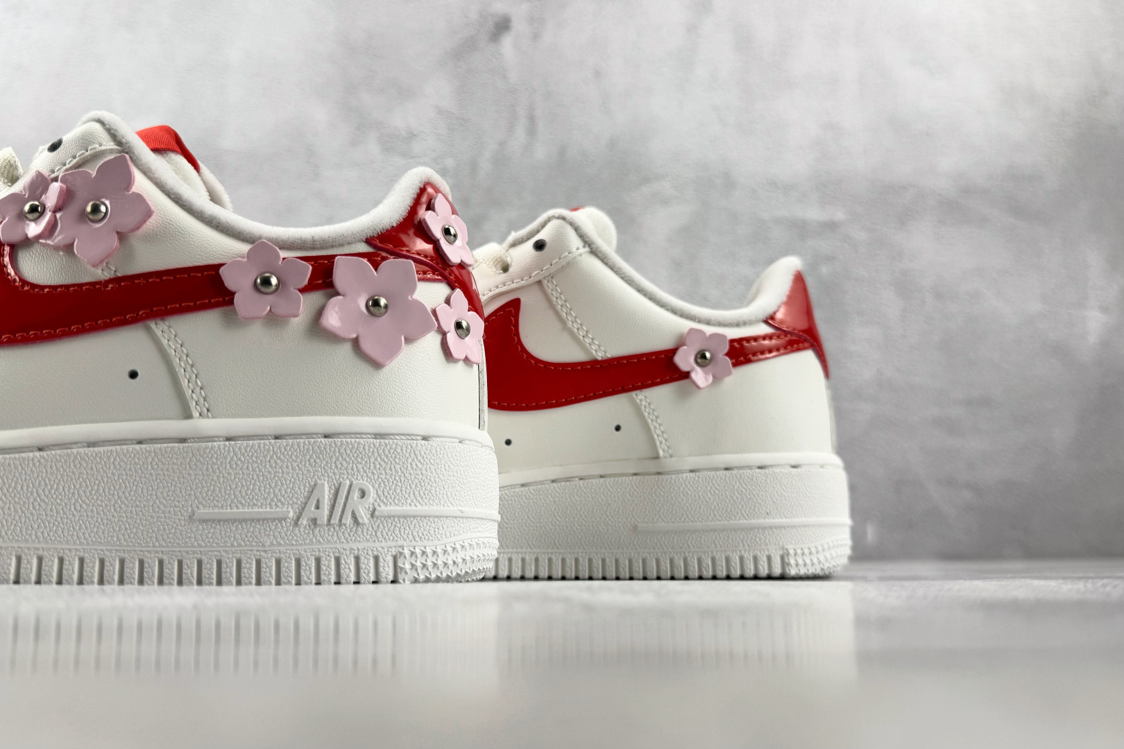 3A Nike Air Force 1 '07 白色 货号：IR8637-101 尺码：36 36.5 37 38.5 