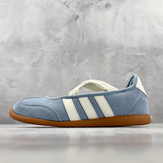 R 版出口订单 adidas BARREDA 蓝白 货号:KJ2253 尺码:35.5 36 36.5 37.5 38 R 版出口订单 adidas BARREDA 蓝白 货号:KJ2253 尺码:35.5 36 36.5 37.5 38