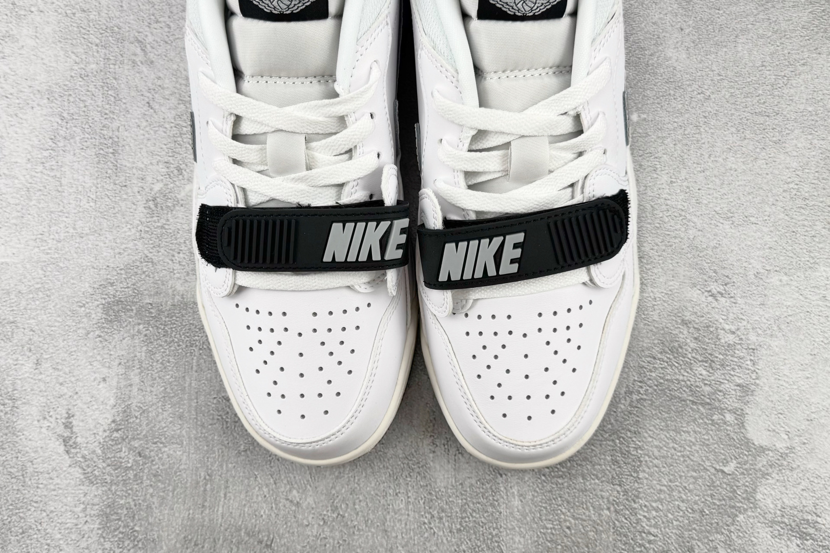 F2 外贸F版最强平替 Jordan Legacy 312 白黑 货号：CD7069 110 尺码：36 36.5 37