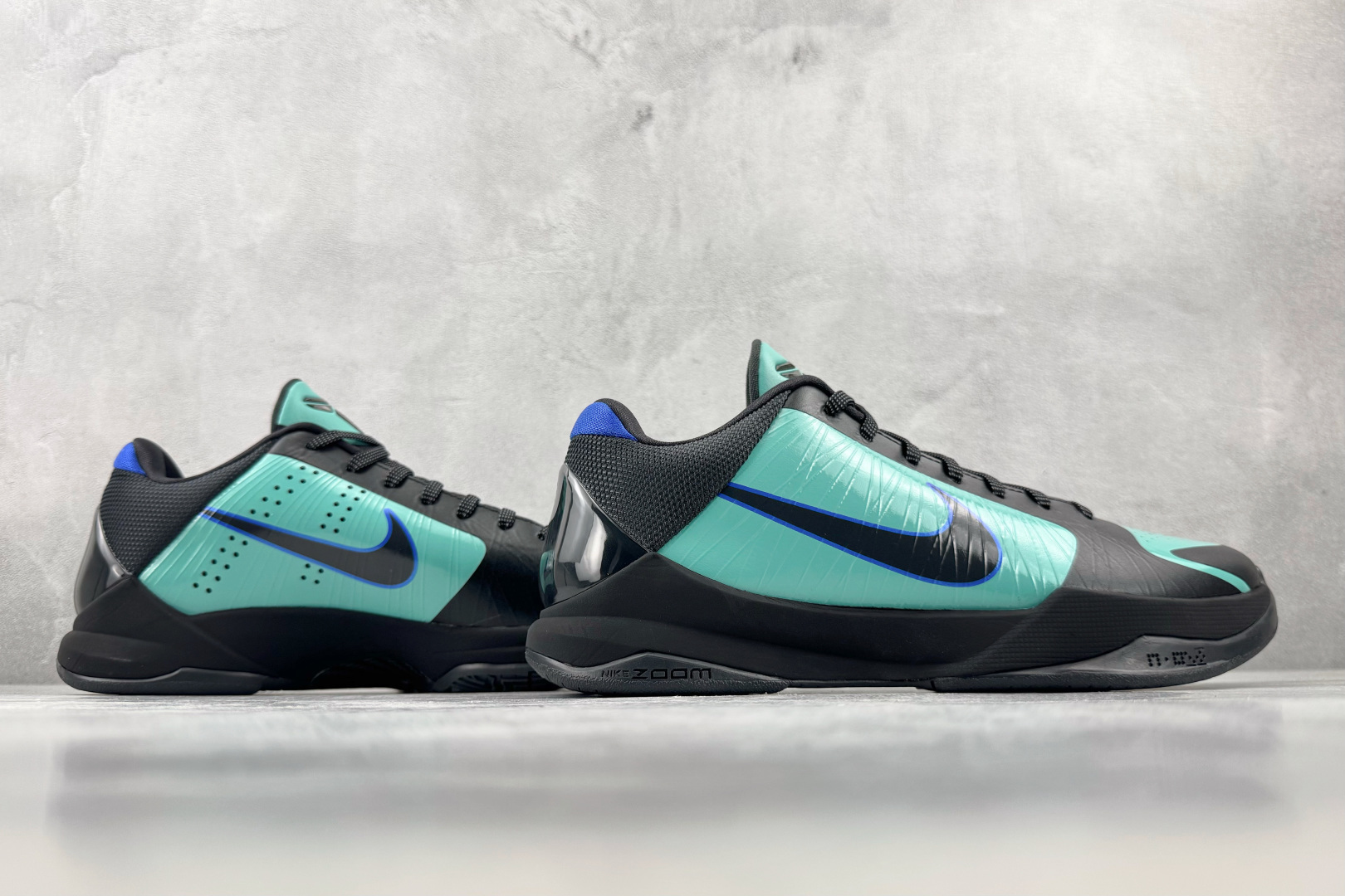 Star Nike Zoom Kobe 5 PROTRO EYBL P 黑绿色 货号:IH0274-300 尺码:40 Star Nike Zoom Kobe 5 PROTRO EYBL P 黑绿色 货号:IH0274-300 尺码:40