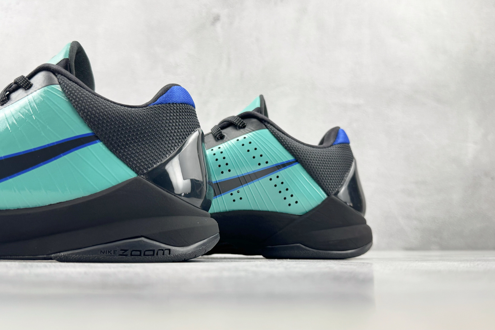 Star Nike Zoom Kobe 5 PROTRO EYBL P 黑绿色 货号:IH0274-300 尺码:40 Star Nike Zoom Kobe 5 PROTRO EYBL P 黑绿色 货号:IH0274-300 尺码:40