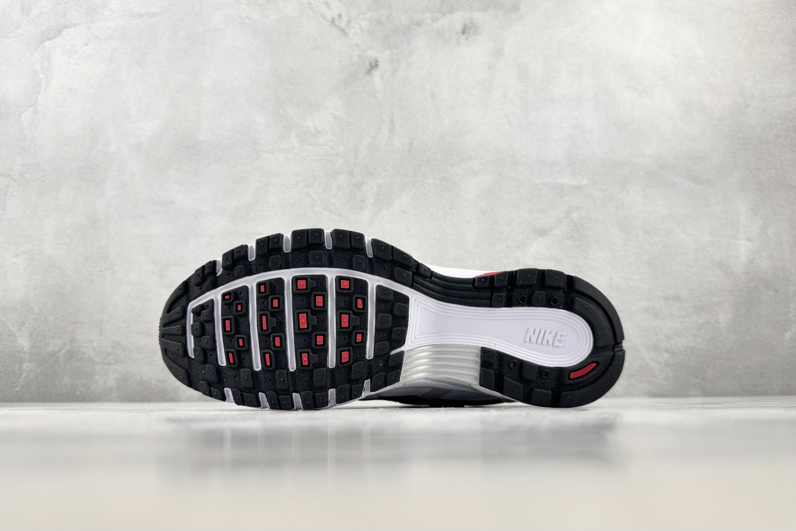 HN Nike P-6000 白红 货号:IR5279 100 尺码:36 36.5 37 38.5 39 40 40. HN Nike P-6000 白红 货号:IR5279 100 尺码:36 36.5 37 38.5 39 40 40.