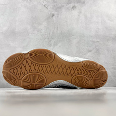 Top ASICS Hypersync 银粉 货号:1203A879-024 尺码:36 36.5 37.5 38 38 Top ASICS Hypersync 银粉 货号:1203A879-024 尺码:36 36.5 37.5 38 38
