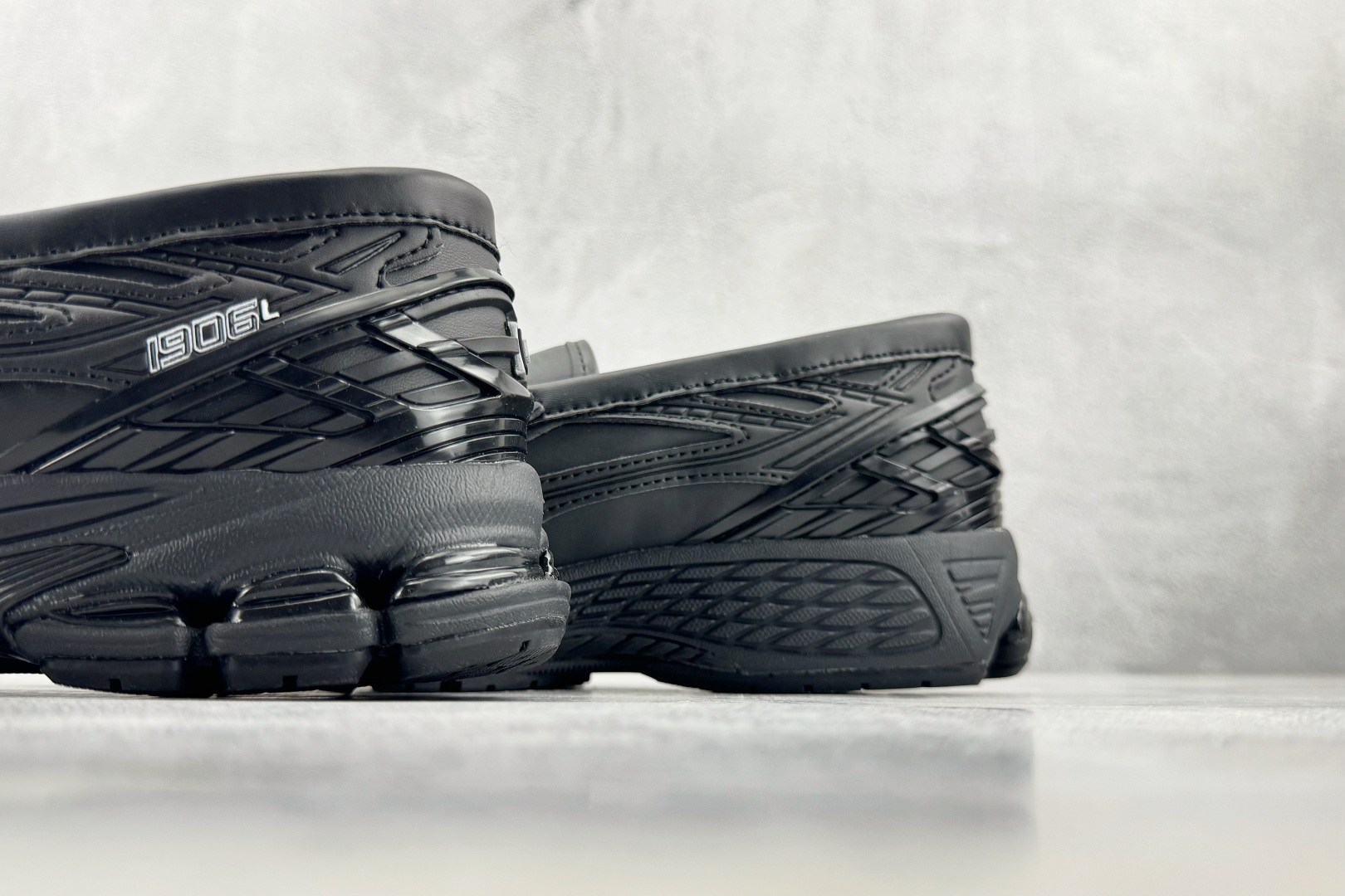 FC 纯原出品 New Balance 1906L 黑色 货号：U1906LBN 尺码：36 36.5 37.5 38 