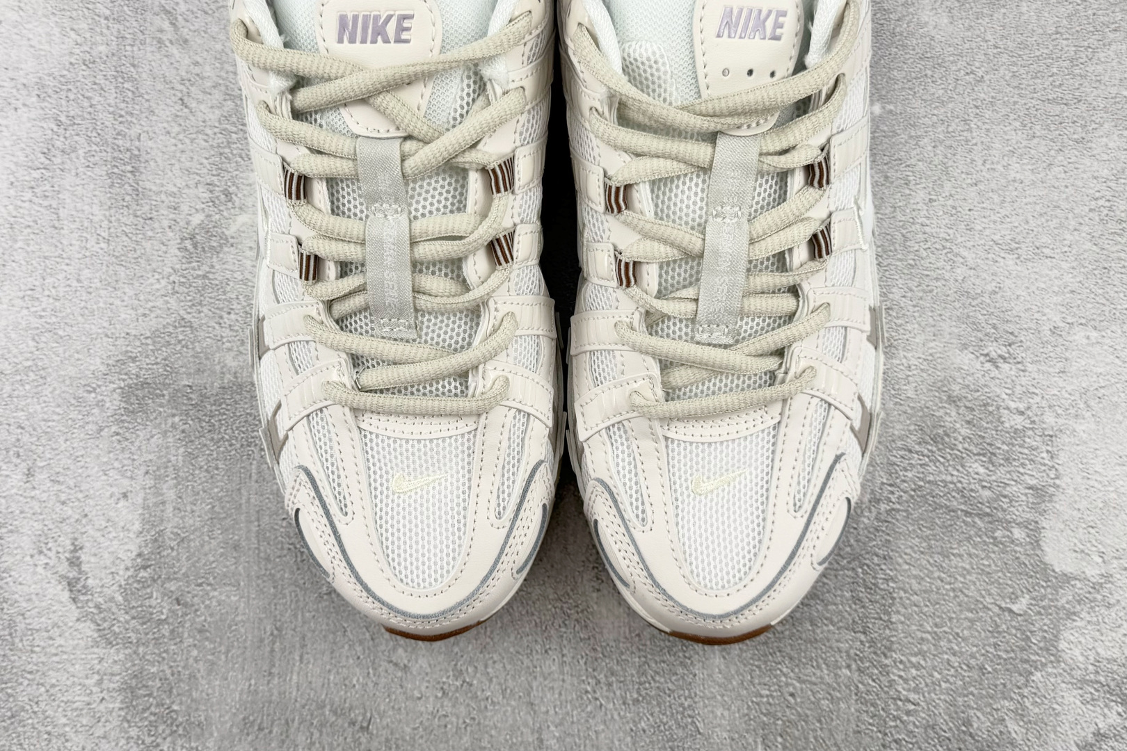 PF 原鞋开发 原数据档案 Nike P-6000 浅白灰 货号：CD6404 606 尺码：36 36.5 37.5 