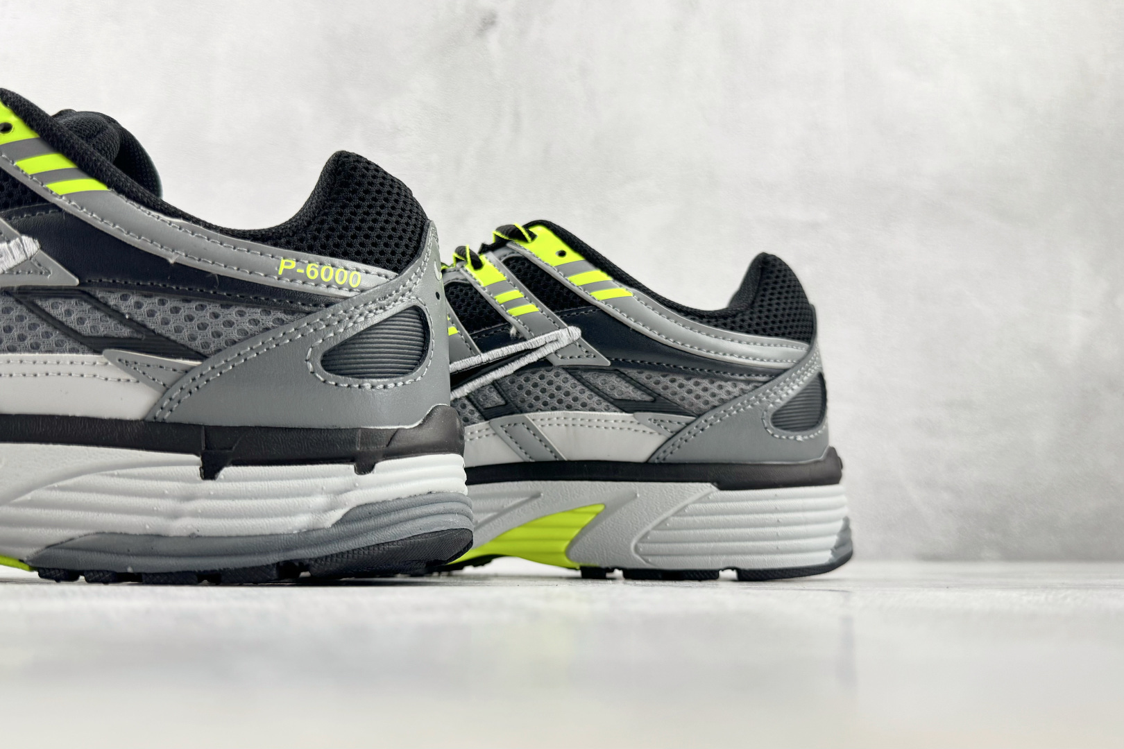 PF 原鞋开发 原数据档案 Nike P-6000 深灰绿 货号:CD6404 034 尺码:39 40 40.5 41 PF 原鞋开发 原数据档案 Nike P-6000 深灰绿 货号:CD6404 034 尺码:39 40 40.5 41