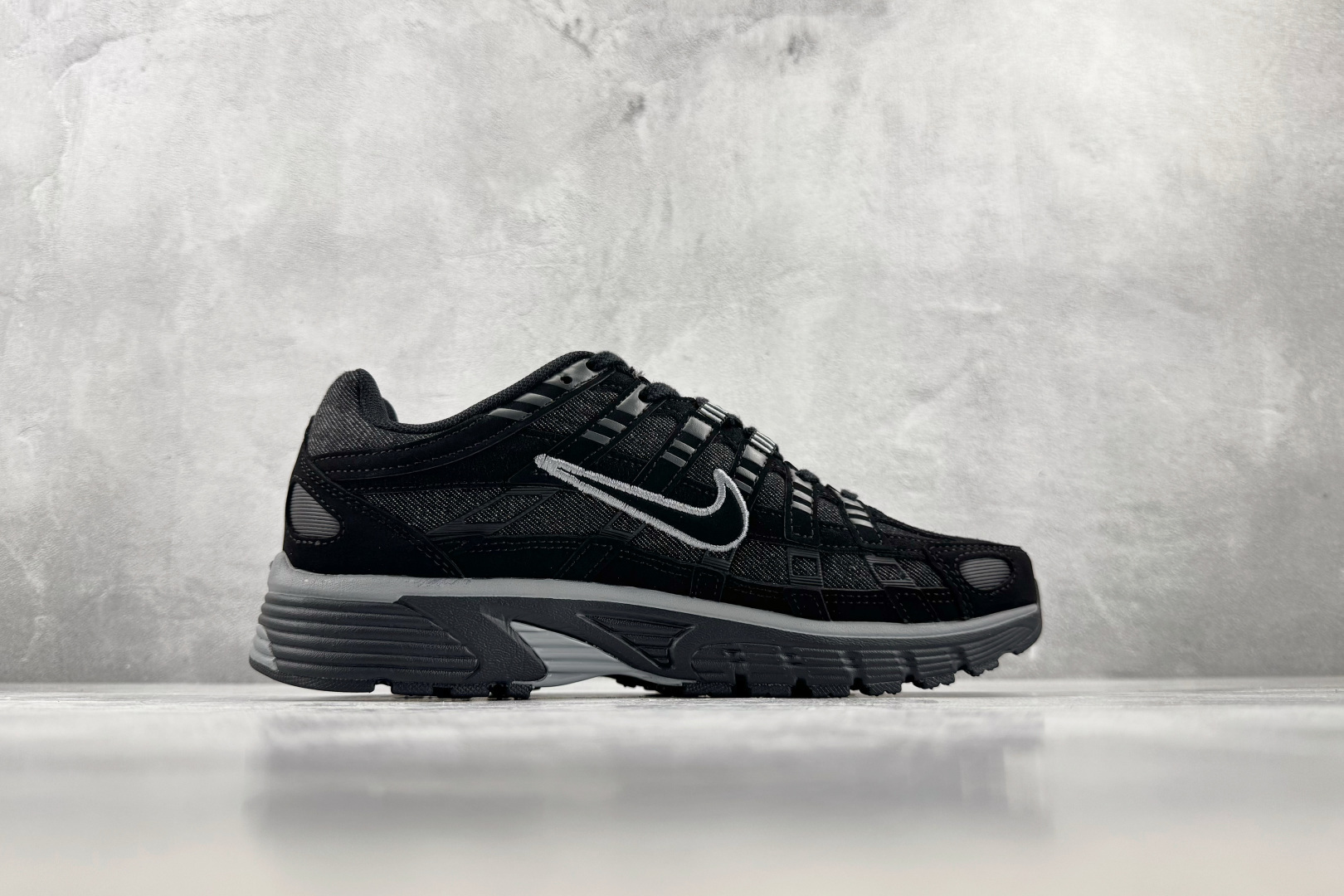 PF 原鞋开发 原数据档案 Nike P-6000 黑武士 货号:IV6029 001 尺码:36 36.5 37.5 PF 原鞋开发 原数据档案 Nike P-6000 黑武士 货号:IV6029 001 尺码:36 36.5 37.5