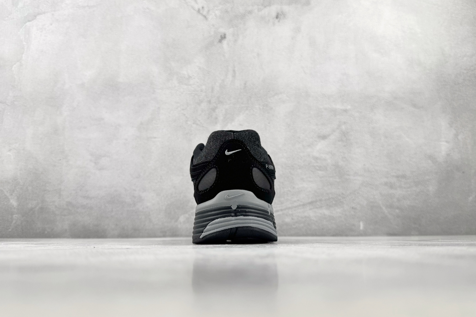 PF 原鞋开发 原数据档案 Nike P-6000 黑武士 货号:IV6029 001 尺码:36 36.5 37.5 PF 原鞋开发 原数据档案 Nike P-6000 黑武士 货号:IV6029 001 尺码:36 36.5 37.5