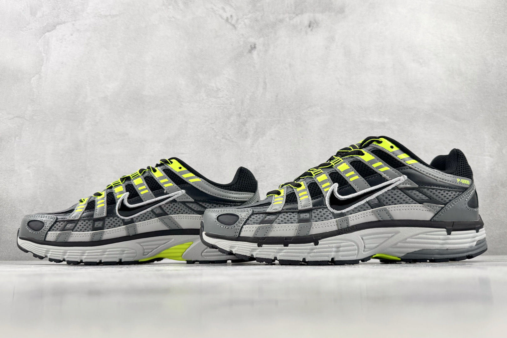 PF 原鞋开发 原数据档案 Nike P-6000 深灰绿 货号:CD6404 034 尺码:39 40 40.5 41 PF 原鞋开发 原数据档案 Nike P-6000 深灰绿 货号:CD6404 034 尺码:39 40 40.5 41