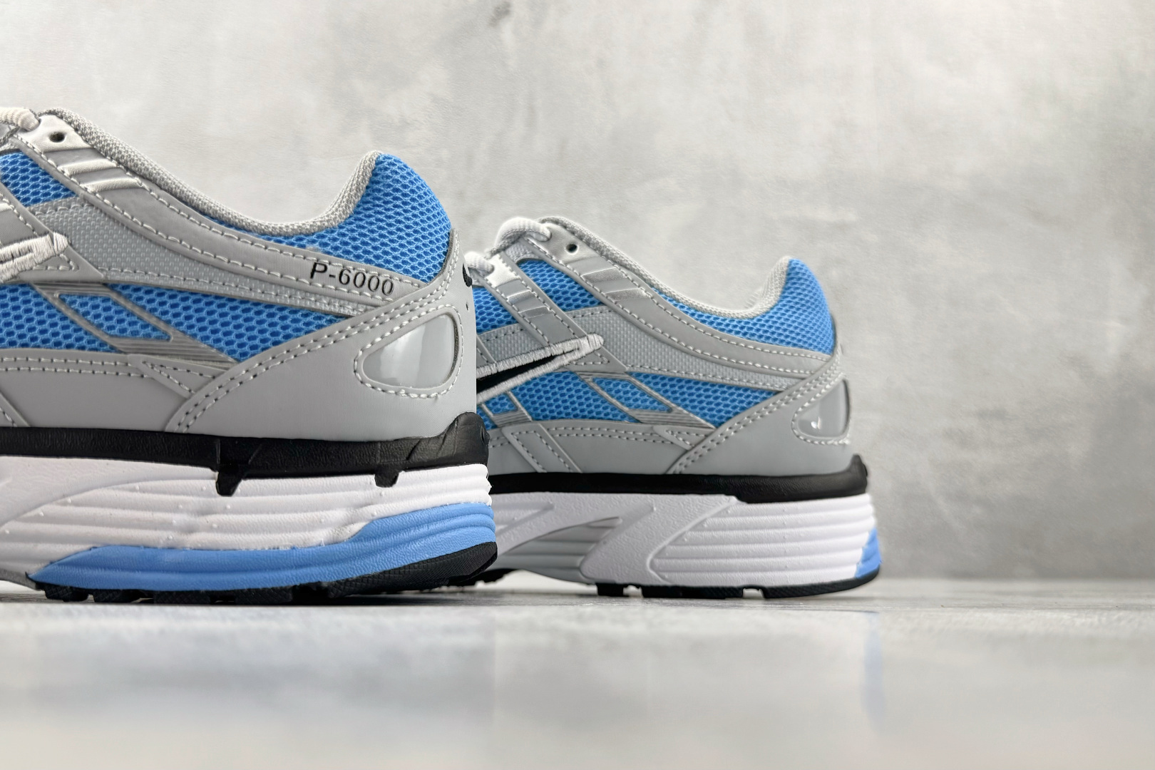 PF 原鞋开发 原数据档案 Nike P-6000 宝蓝 货号：IU7545 012 尺码：39 40 40.5 41 