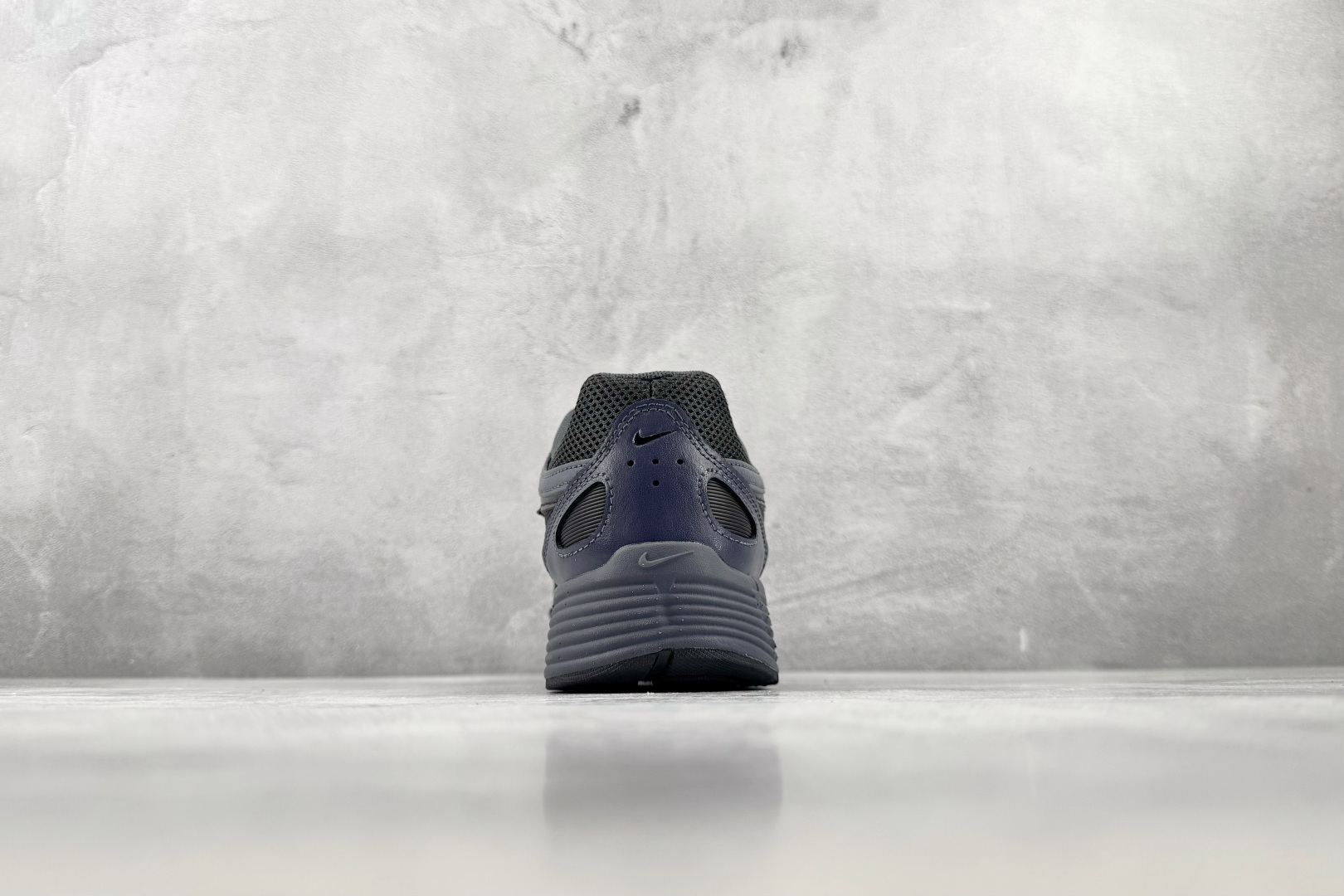PF  原鞋开发 原数据档案 Nike P-6000  藏蓝黑 货号：HV5064 020 尺码：36 36.5 37.