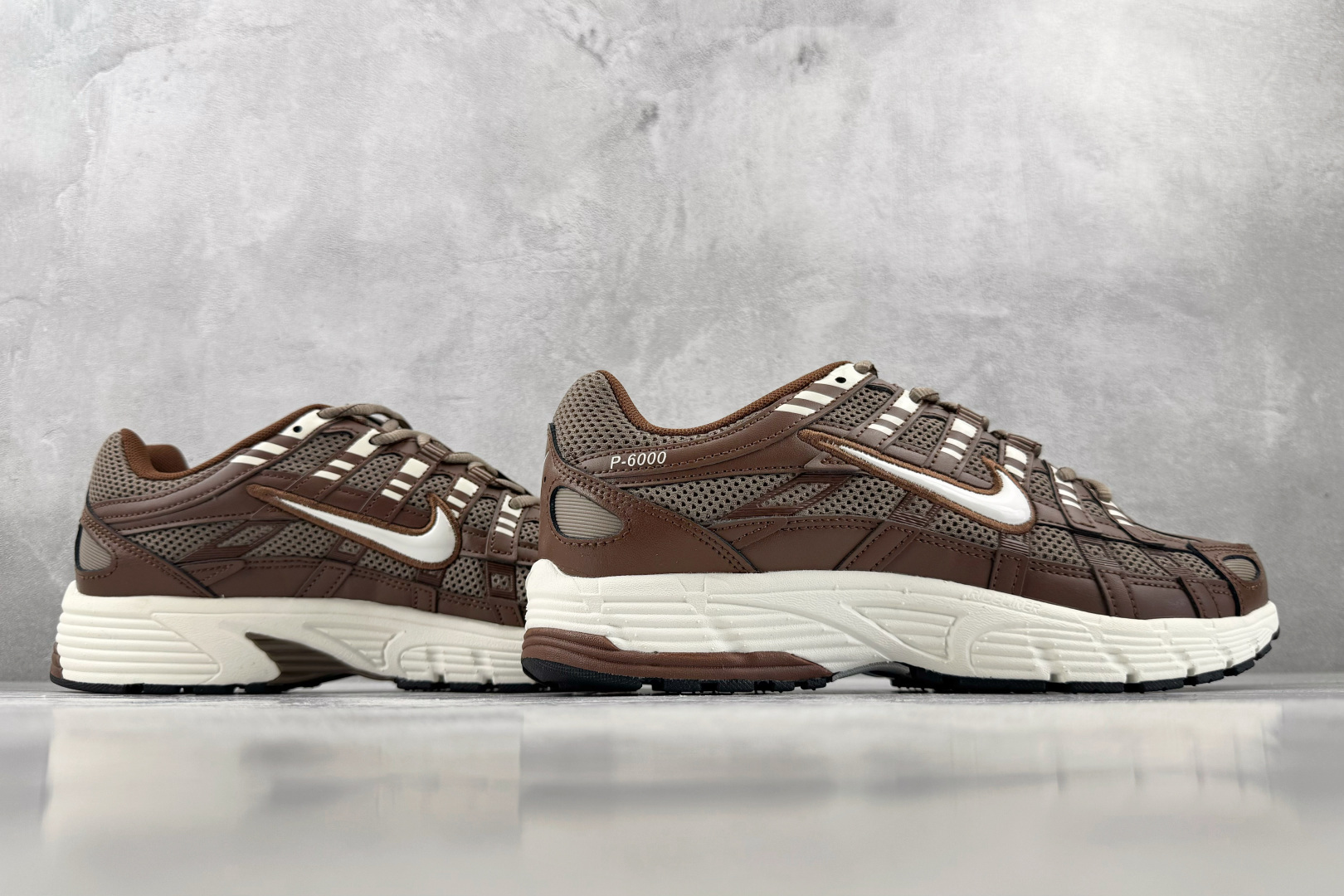PF 原鞋开发 原数据档案 Nike P-6000 棕褐色 货号:BV1021 200 尺码:39 40 40.5 41 PF 原鞋开发 原数据档案 Nike P-6000 棕褐色 货号:BV1021 200 尺码:39 40 40.5 41