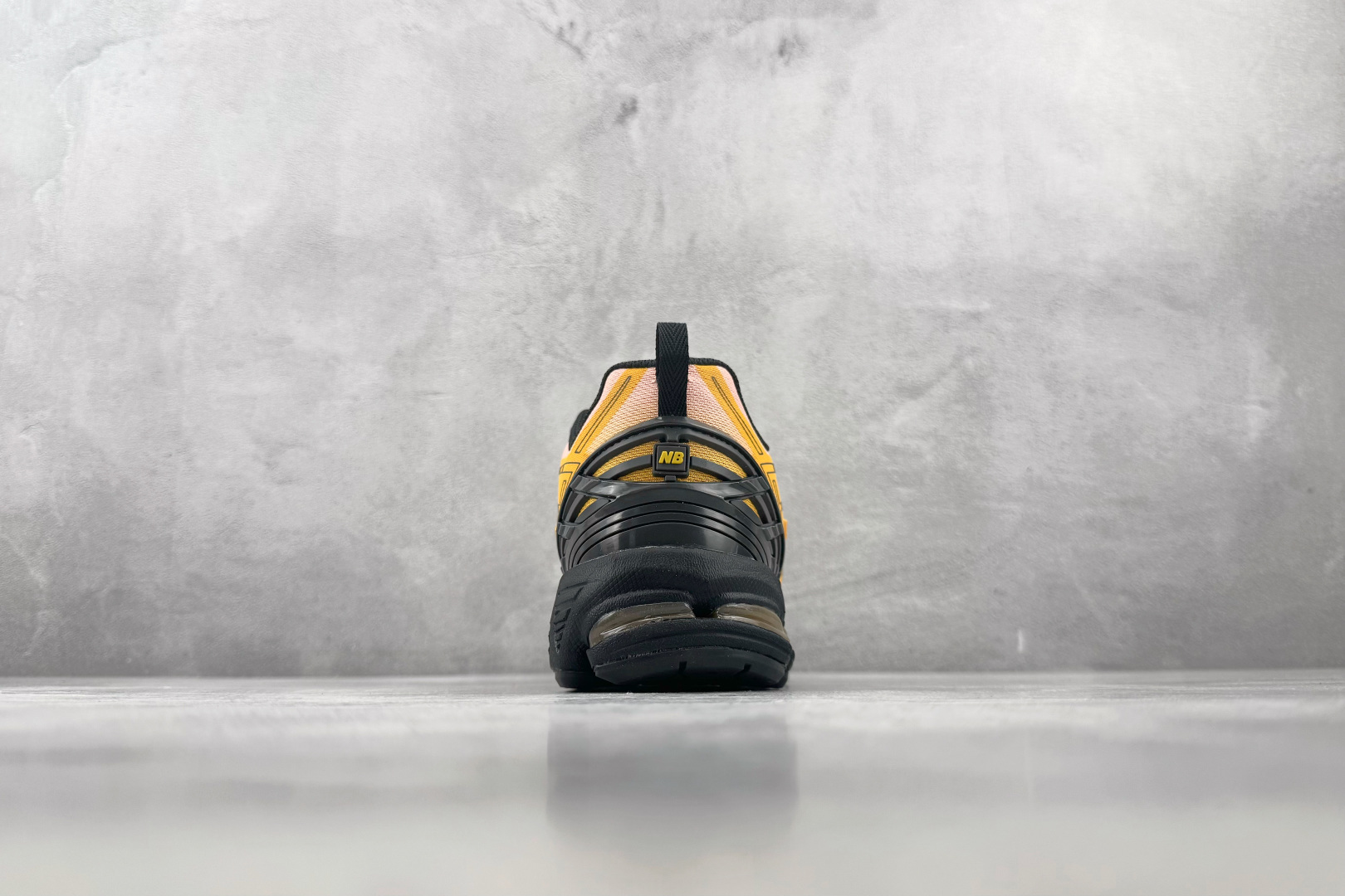C 版 大厂出品 New Balance U1906 黑黄 货号：U 尺码：36 36.5 37 38.5 39 40 