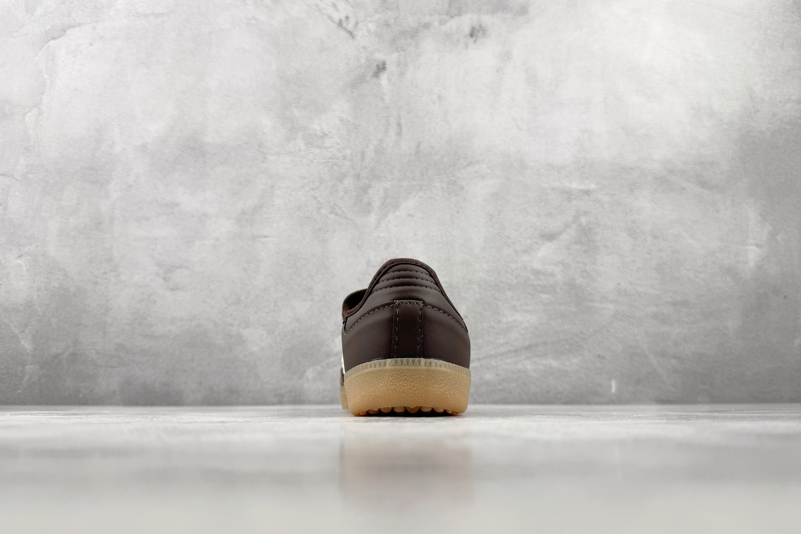 R版 出口订单 adidas originals Samba Jane 棕色 货号：LA4120 尺码：35.5 36 