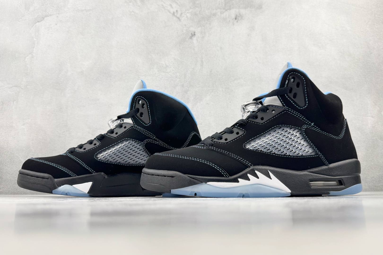 PB 外贸批次 Jordan Air Jordan 5 Retro Black Metallic 黑银 货号:-003 PB 外贸批次 Jordan Air Jordan 5 Retro Black Metallic 黑银 货号:-003