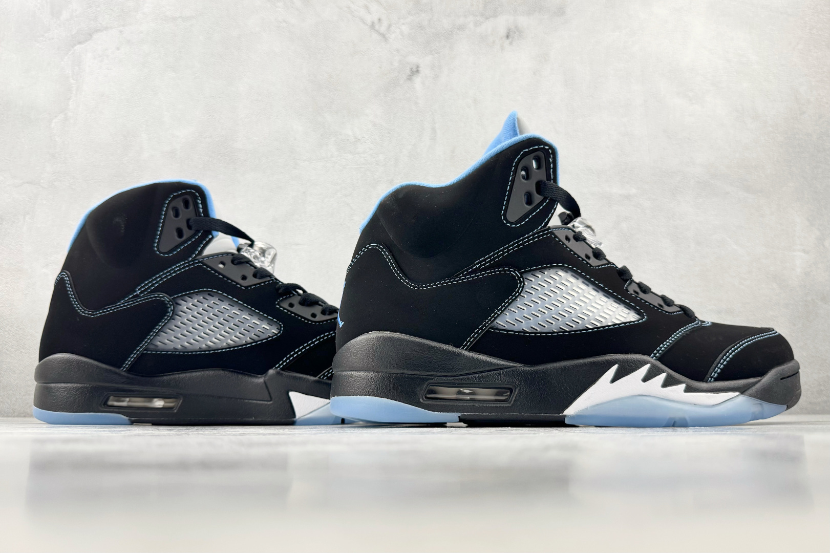 PB 外贸批次 Jordan Air Jordan 5 Retro Black Metallic 黑银 货号:-003 PB 外贸批次 Jordan Air Jordan 5 Retro Black Metallic 黑银 货号:-003