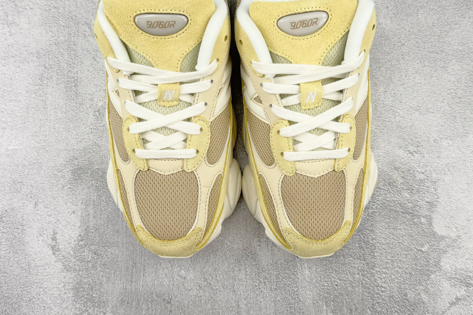 C 版 大厂出品 New Balance NB 9060 黄色 货号：U90606U0 尺码：36 36.5 37 38