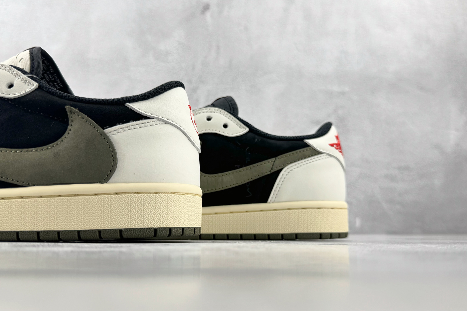 GX 顶级纯原 完美复刻 Jordan × Travis Scott Air Jordan 1 Low 倒钩5.0 Me GX 顶级纯原 完美复刻 Jordan × Travis Scott Air Jordan 1 Low 倒钩5.0 Me
