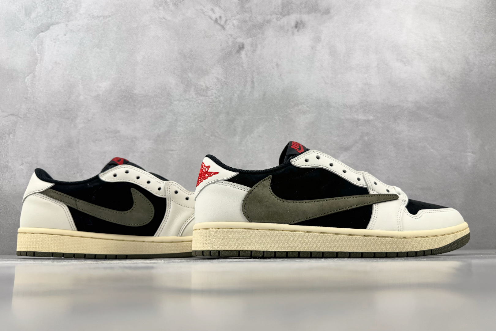 GX 顶级纯原 完美复刻 Jordan × Travis Scott Air Jordan 1 Low 倒钩5.0 Me GX 顶级纯原 完美复刻 Jordan × Travis Scott Air Jordan 1 Low 倒钩5.0 Me