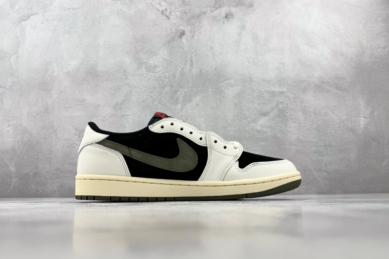GX 顶级纯原 完美复刻 Jordan × Travis Scott Air Jordan 1 Low 倒钩5.0 Me GX 顶级纯原 完美复刻 Jordan × Travis Scott Air Jordan 1 Low 倒钩5.0 Me