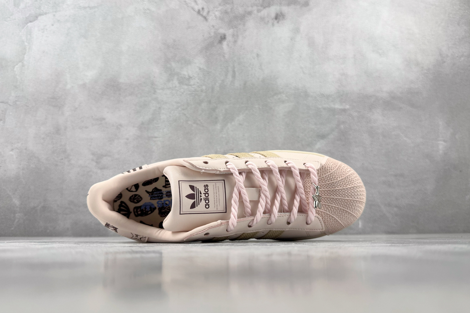 DH adidas originals Superstar 2 石英色 货号：LB9764 尺码：35.5 36 36.