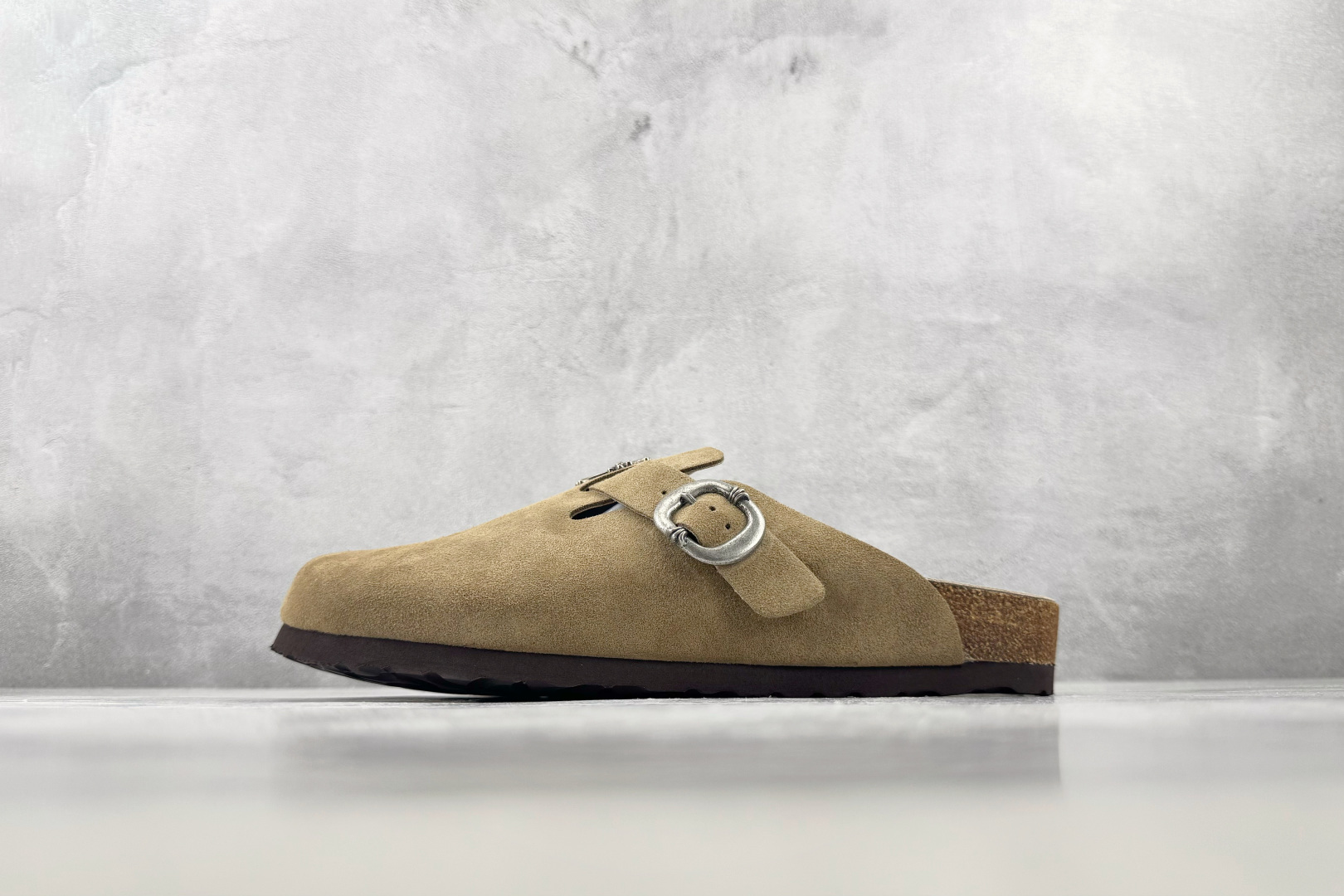 莞产  Birkenstock BS Chrome Hearts 卡其 货号： 尺码：39 40 40.5 41 42 