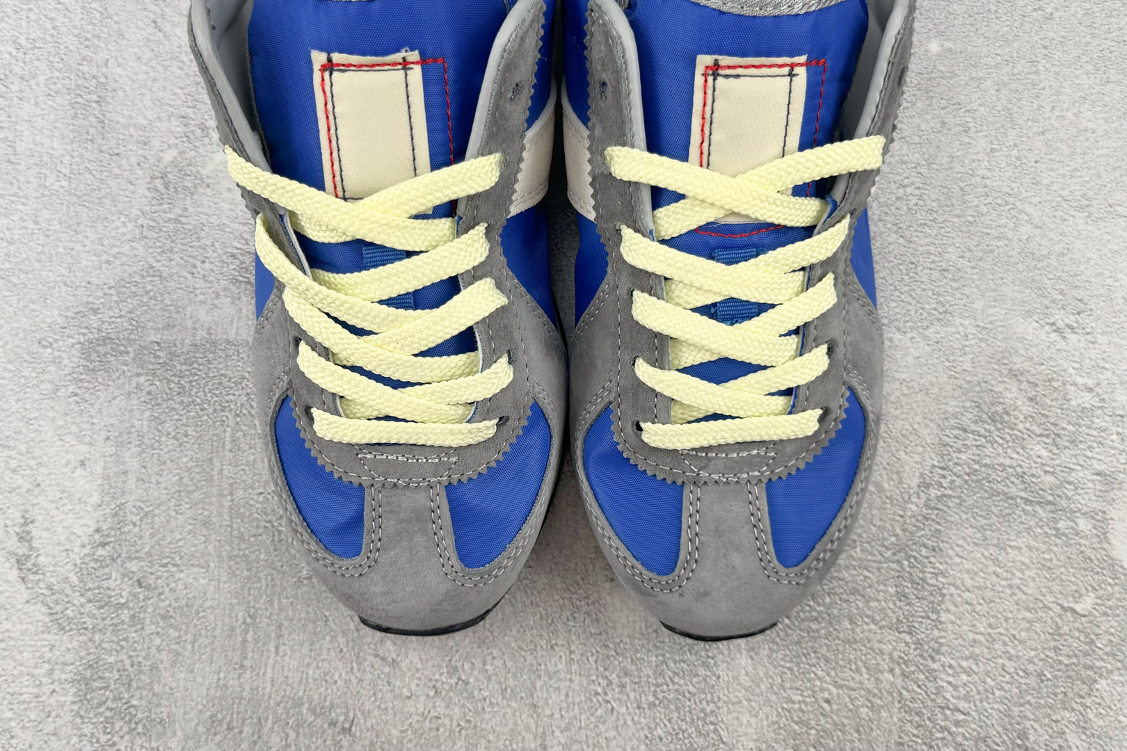 R 版出口订单 adidas originals BW RUN 蓝色 货号：KH6075 尺码：35.5 36 36.5