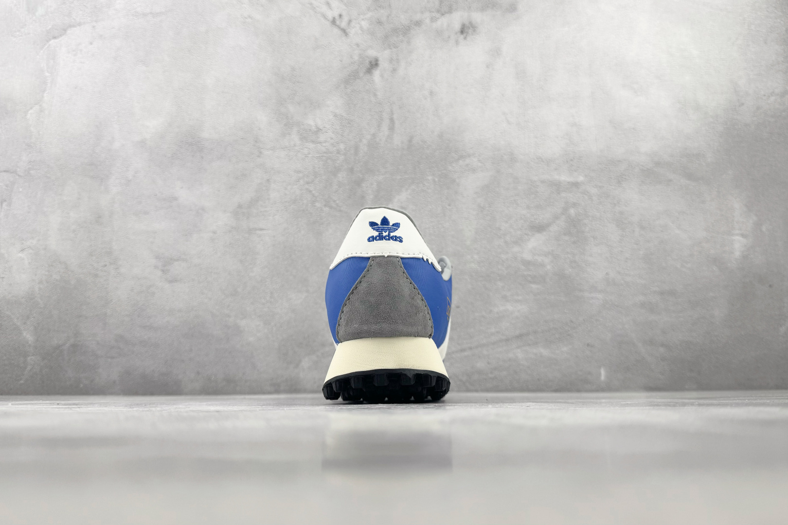 R 版出口订单 adidas originals BW RUN 蓝色 货号：KH6075 尺码：35.5 36 36.5