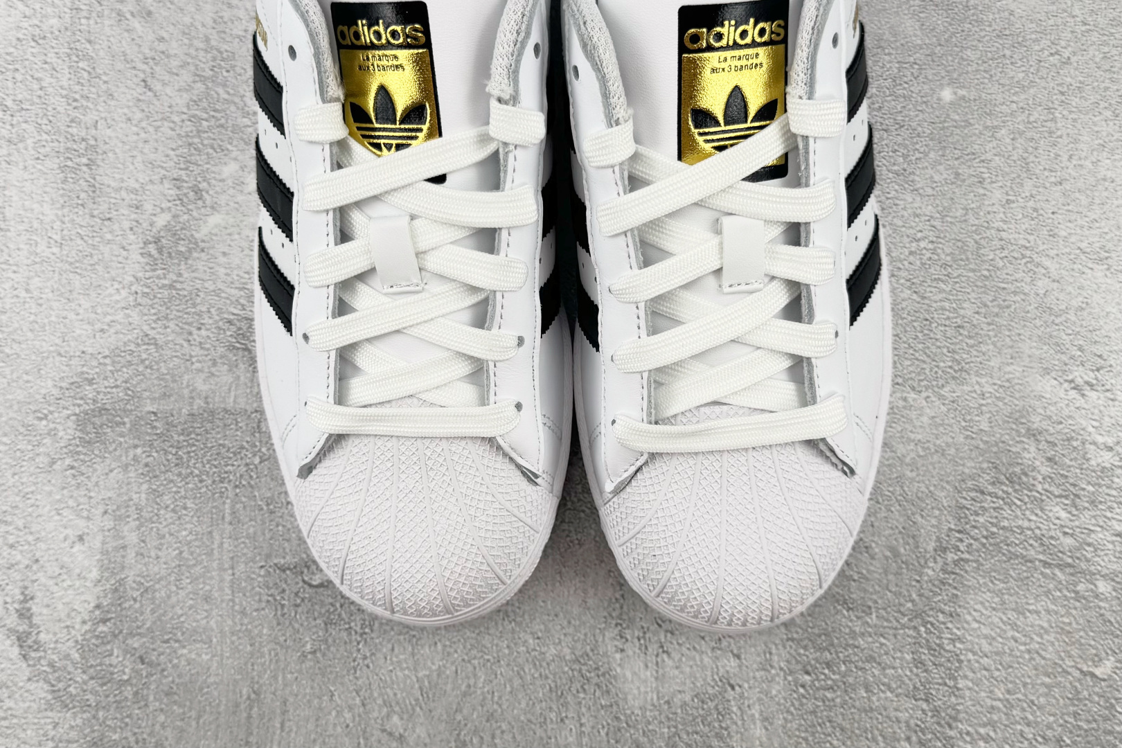 GOD神版 完美还原 正确版本 adidas originals SUPERSTAR 白黑 货号:EG4958 尺码:3 GOD神版 完美还原 正确版本 adidas originals SUPERSTAR 白黑 货号:EG4958 尺码:3