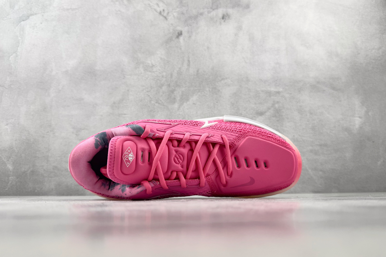 OX Nike Air Zoom G.T. Cut 1 EP 粉色 货号:CZ0176 600 尺码:40 40.5 OX Nike Air Zoom G.T. Cut 1 EP 粉色 货号:CZ0176 600 尺码:40 40.5