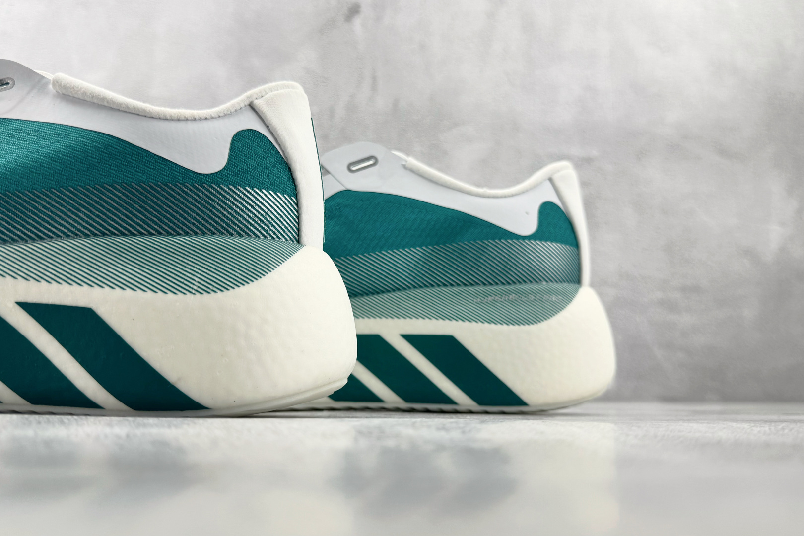 HD 平台订单 adidas Hyperboost Edge 白绿 货号：KI1912 尺码：36 36.5 37.5 