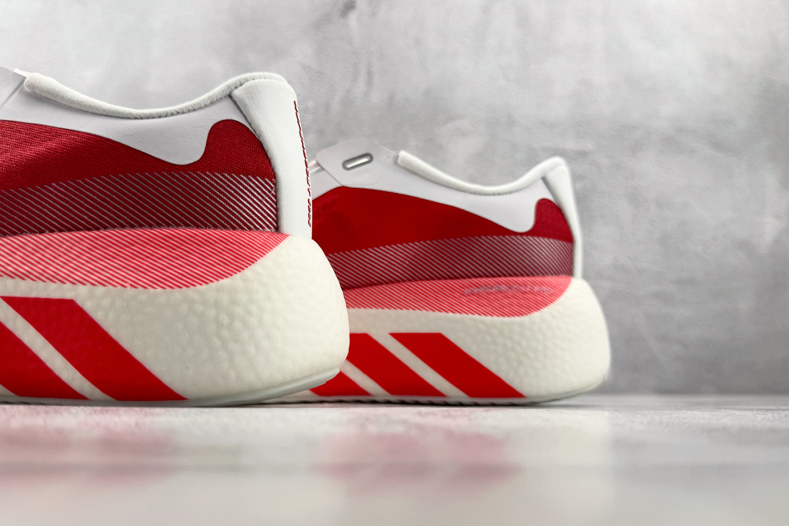 HD 平台订单 adidas Hyperboost Edge 白红 货号:KI1913 尺码:36 36.5 37.5 HD 平台订单 adidas Hyperboost Edge 白红 货号:KI1913 尺码:36 36.5 37.5