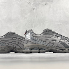 M 版 THOM BROWNE汤姆·布朗 × ASICS Gel-Kayano 14 联名款 中灰色 货号:UFC001 M 版 THOM BROWNE汤姆·布朗 × ASICS Gel-Kayano 14 联名款 中灰色 货号:UFC001