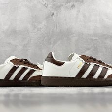 R版 出口订单 adidas originals Samba Lace & Pearls 棕色 货号:KZ8359 尺码 R版 出口订单 adidas originals Samba Lace & Pearls 棕色 货号:KZ8359 尺码