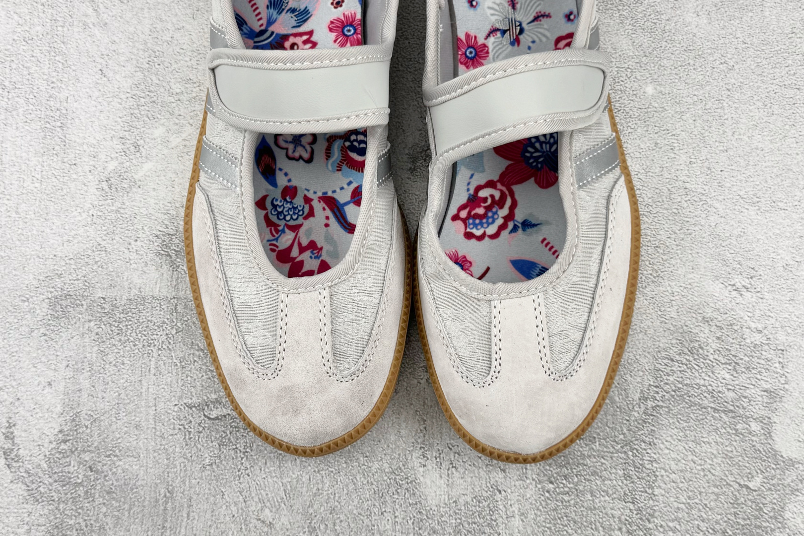 HX adidas originals Samba Jane 灰蓝 货号：IH6978 尺码：35.5 36 36.5 