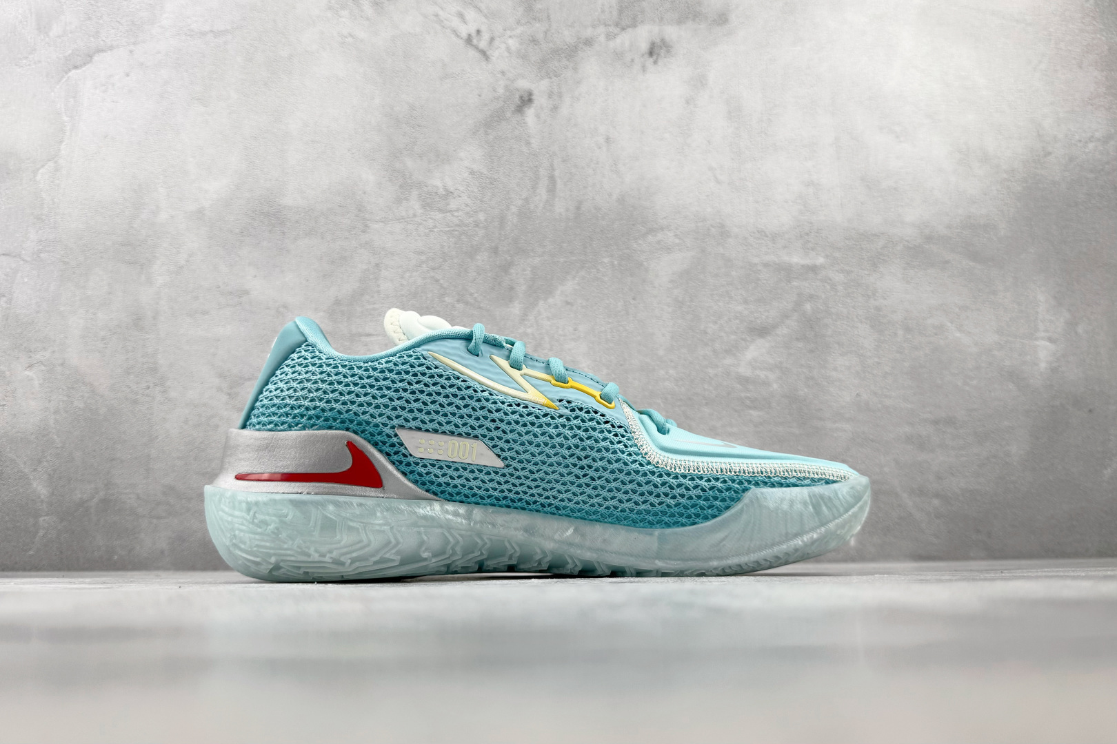 OX Nike × TITAN x Dylan Harper Air Zoom GT Cut 漂白水蓝色 货号:IU OX Nike × TITAN x Dylan Harper Air Zoom GT Cut 漂白水蓝色 货号:IU