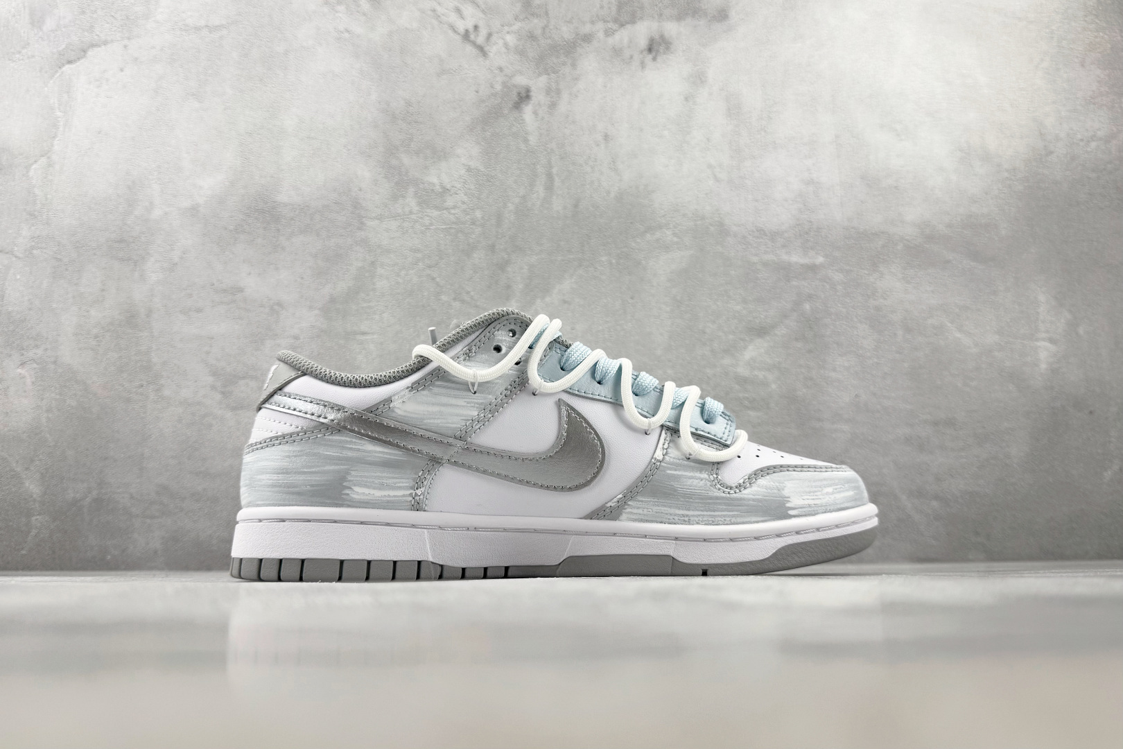 YC Nike Dunk 空白格 灰白银 货号：HF5441-105 尺码：40 40.5 41 42 42.5 43 